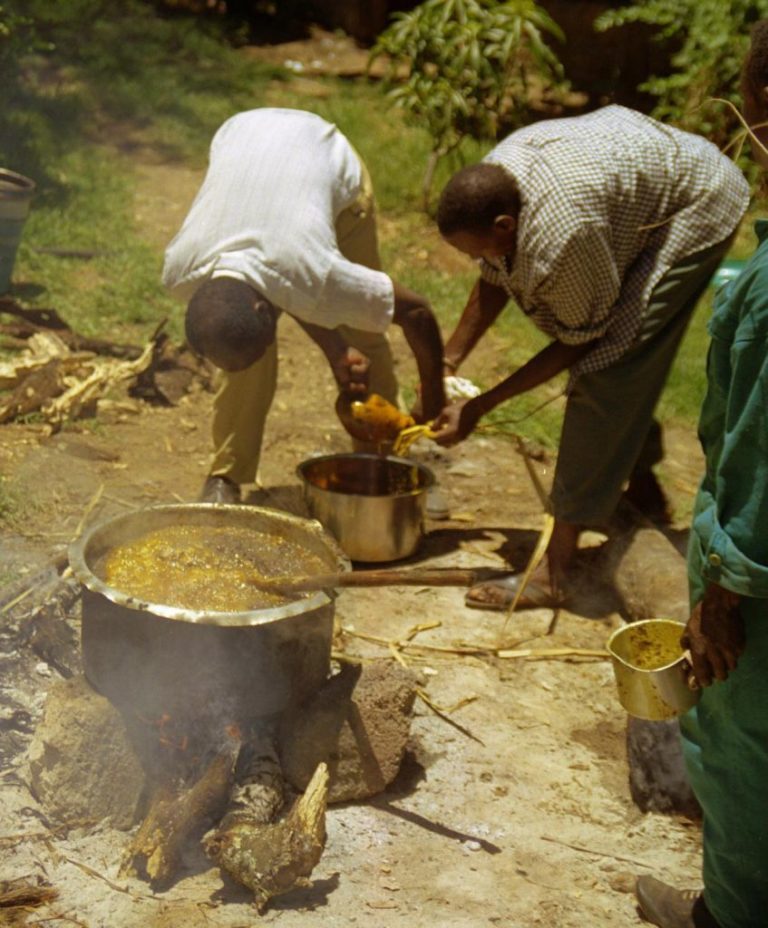 Mixing beeswax in Africa