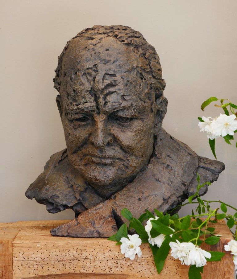 Churchill bust in bronze
