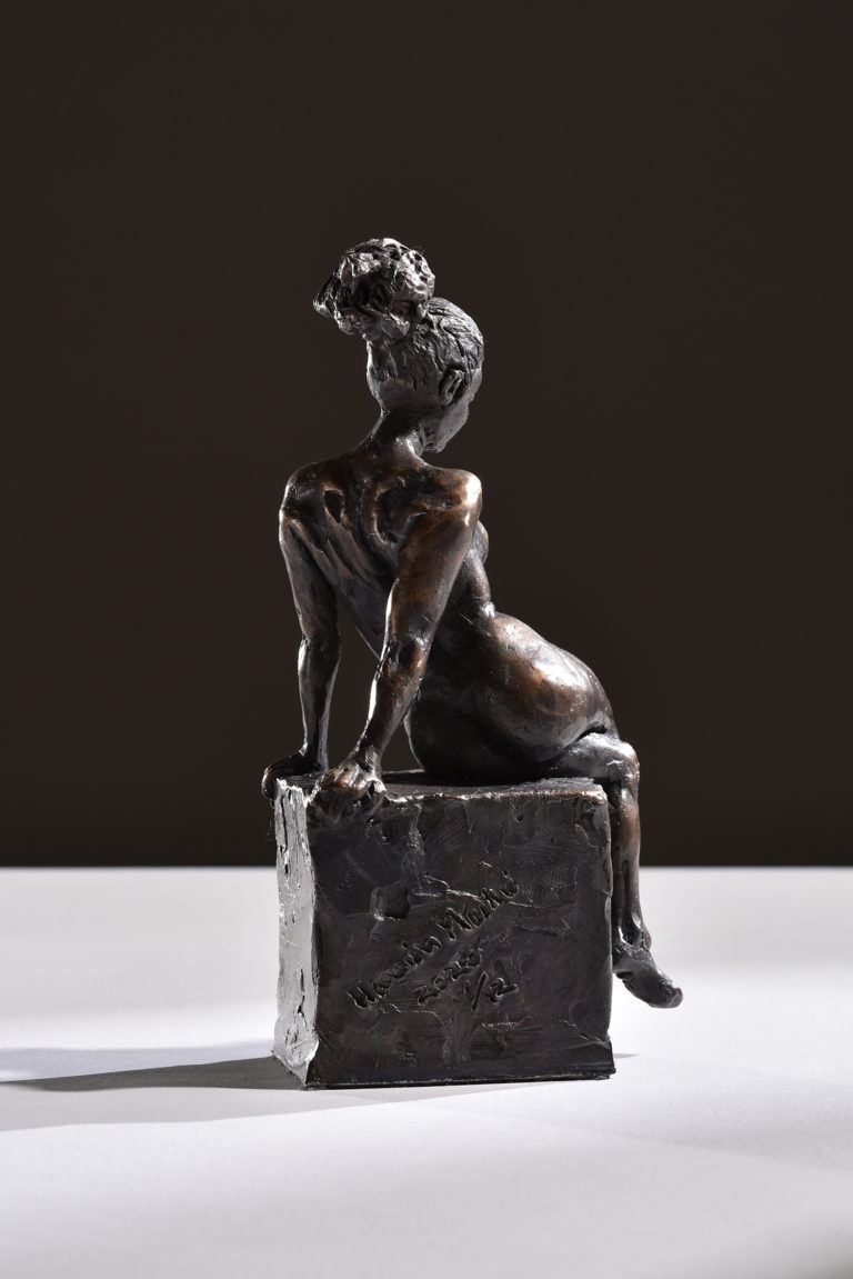 bronze nude sculpture