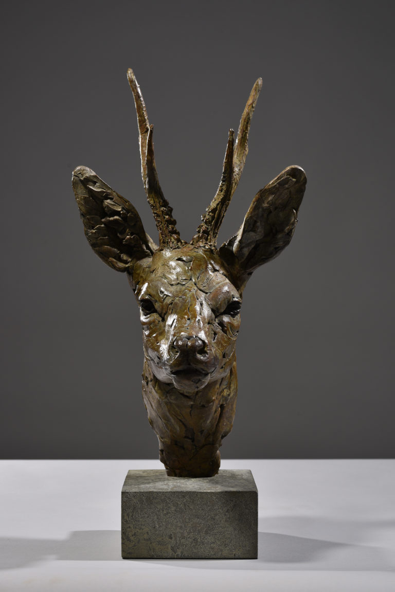 roe buck sculpture of deer head