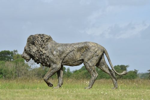 Hamish Mackie life-size Lion