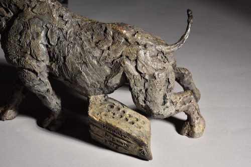 Black Rhino Itch sculpture