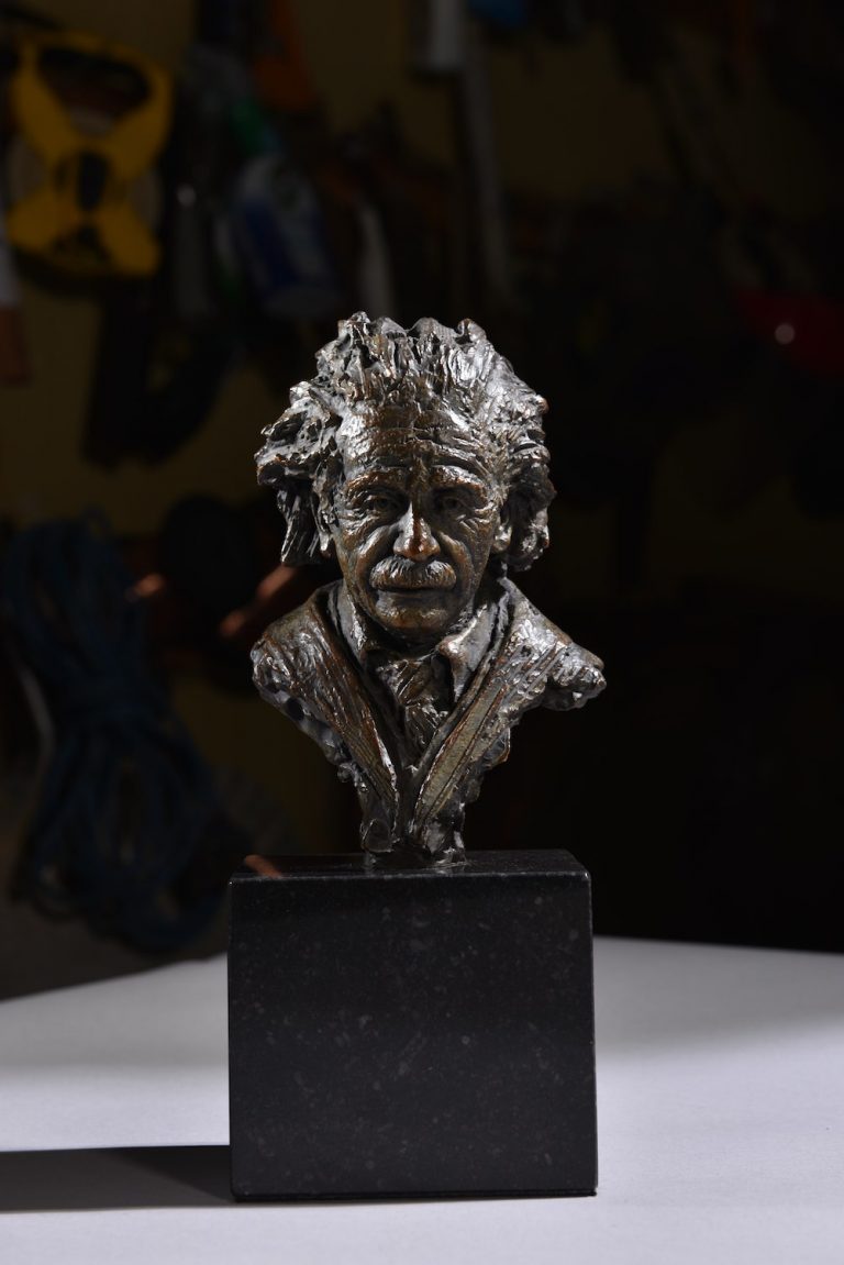scaled bust of Einstein