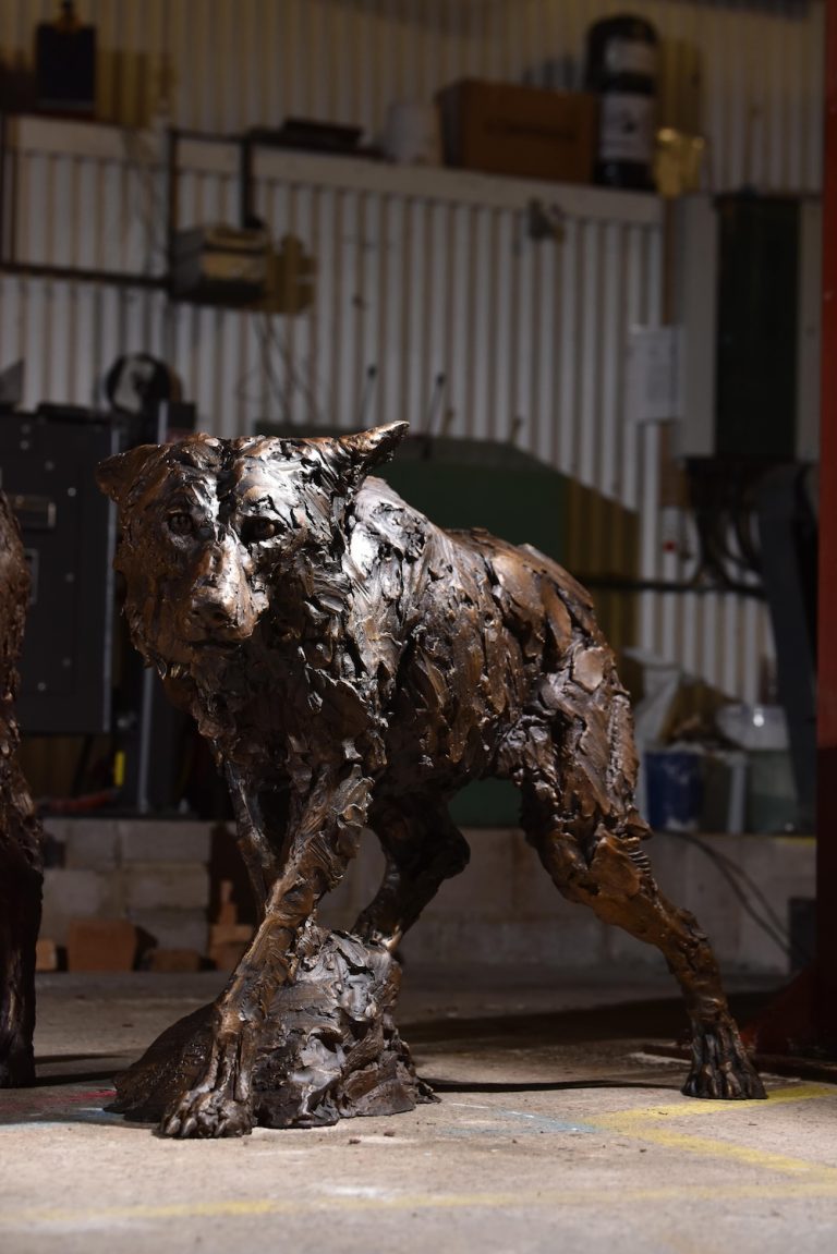 Sculpture of wolf by Mackie