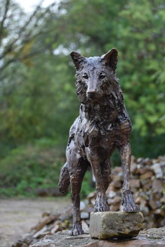 Female wolf sculpture by Mackie