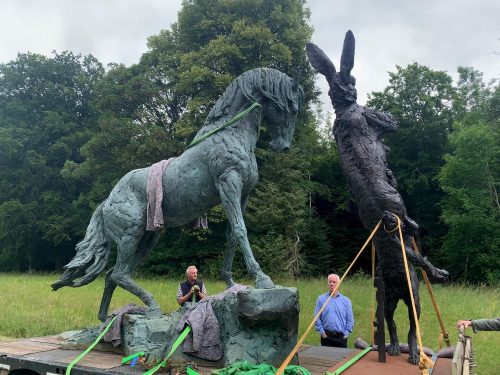 Placing Andalusian sculpture in grounds