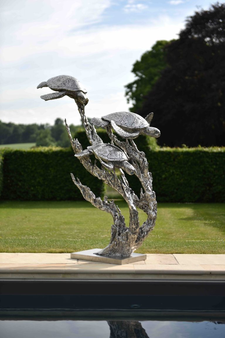 stainless steel turtles sculpture