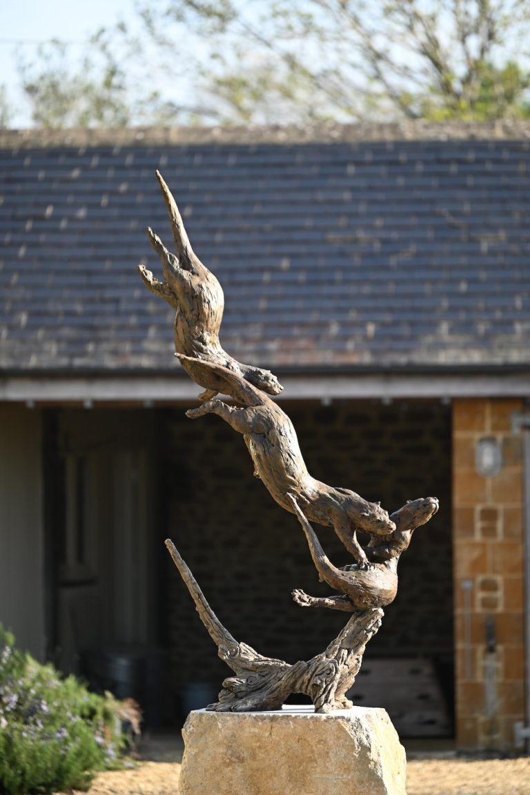 Otter sculpture by Mackie