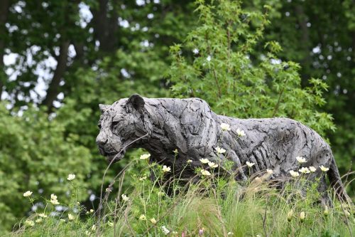 lioness sculpture