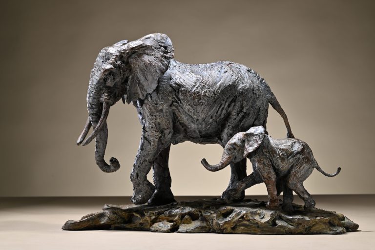 Elephant mother and calf sculpture