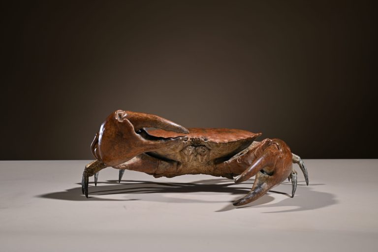 Sculpture of crab in bronze