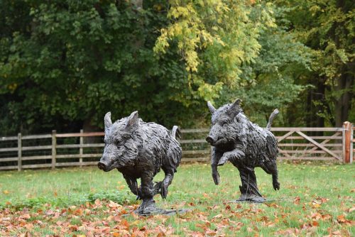 Wild boar sculptures by Mackie
